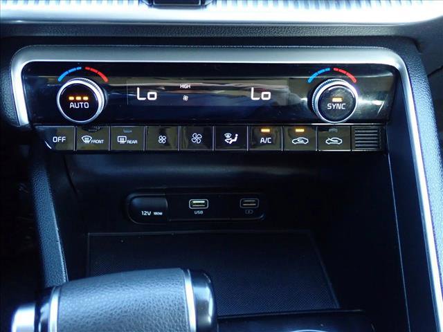 Used 2023 Kia K5 LXS image 16
