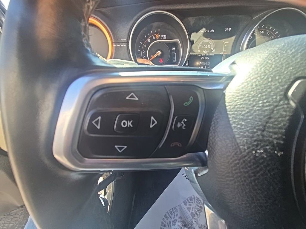 Used 2020 Jeep Gladiator Overland image 16