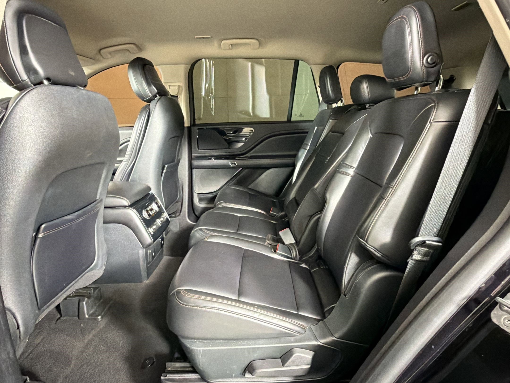 Used 2020 Lincoln Aviator 2WD image 15