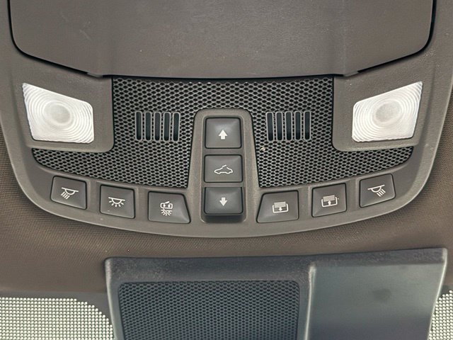 Used 2019 Ford F150 King Ranch w/ Equipment Group 601A Luxury AWD/4WD image 32