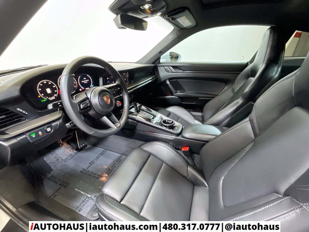 Used 2026 Porsche 911 Carrera w/ Premium Package RWD image 34