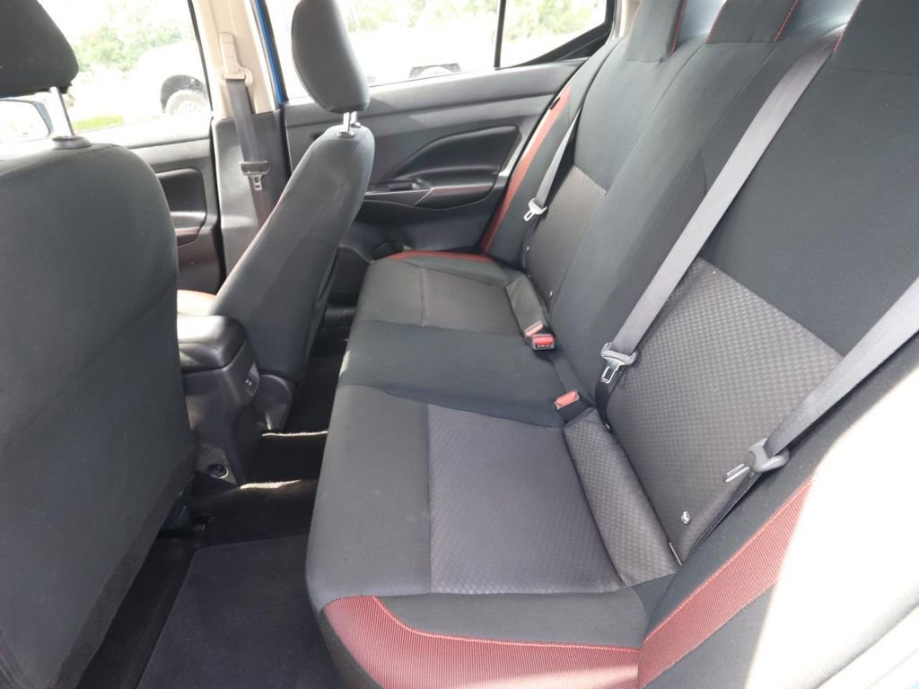 Used 2024 Nissan Versa SR FWD image 9