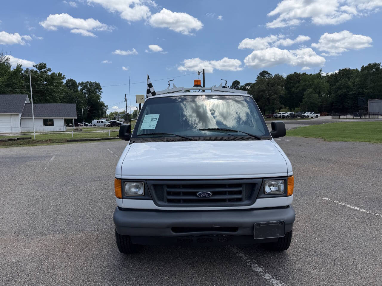 Used 2007 Ford E-250 and Econoline 250 RWD image 4