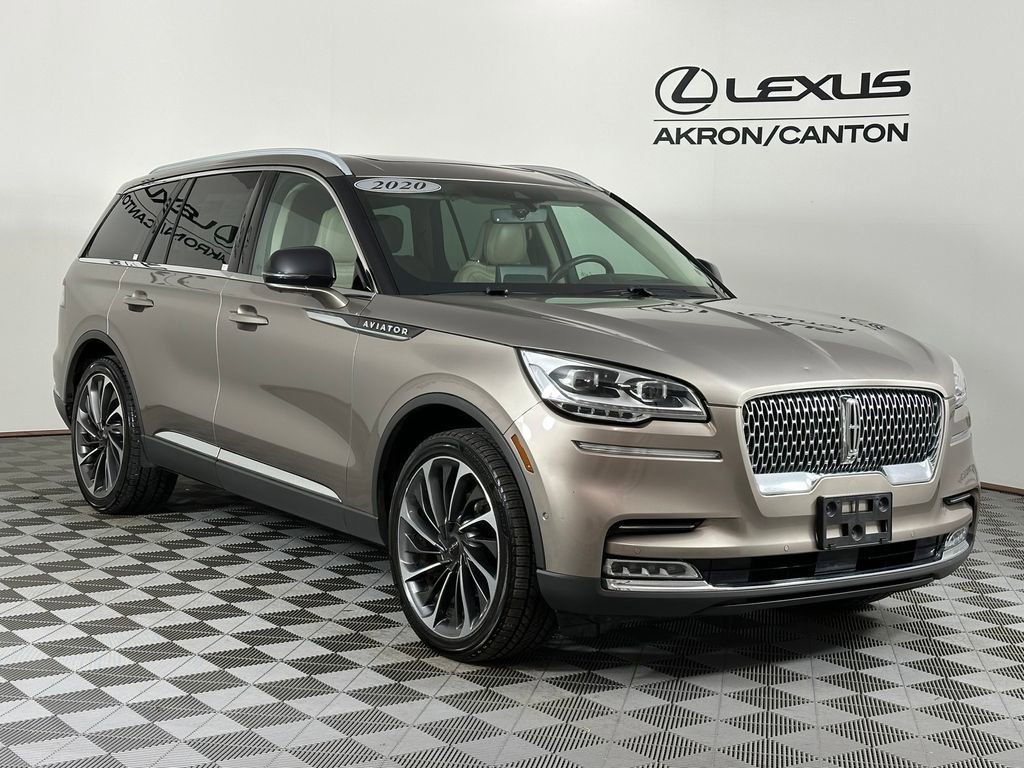 Used 2020 Lincoln Aviator Reserve w/ Equipment Group 202A image 2