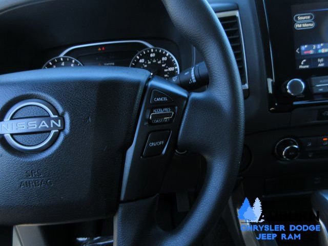 Used 2024 Nissan Frontier SV image 15