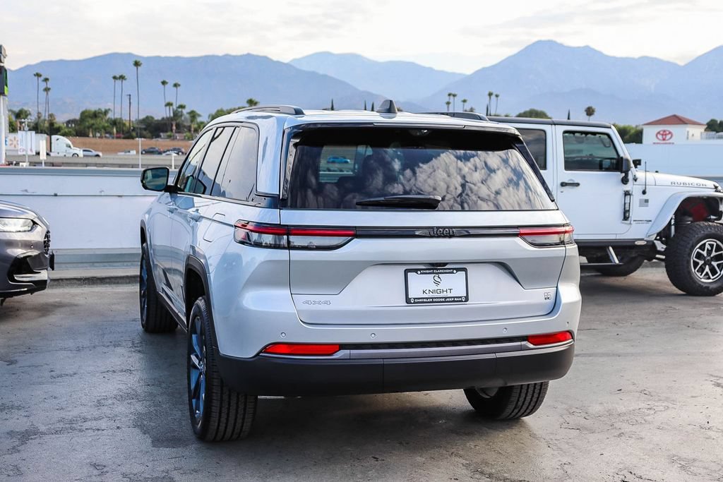 New 2026 Jeep Grand Cherokee Limited AWD/4WD image 7