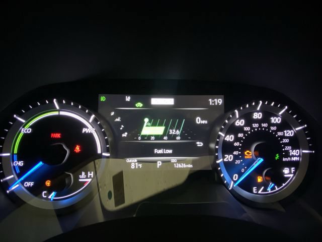 Used 2025 Toyota Highlander XLE AWD/4WD image 15