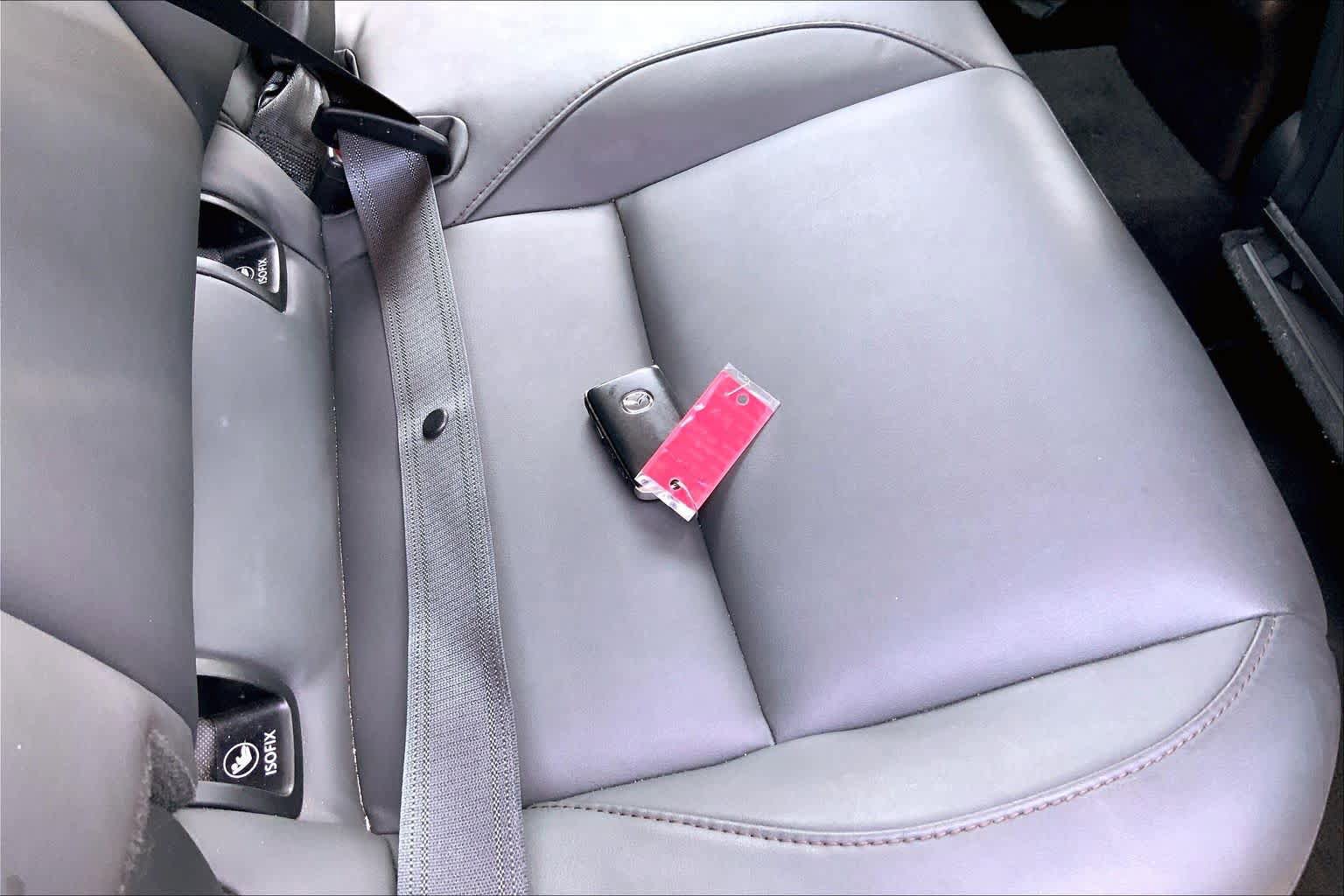 Used 2023 MAZDA MAZDA3 s FWD image 14