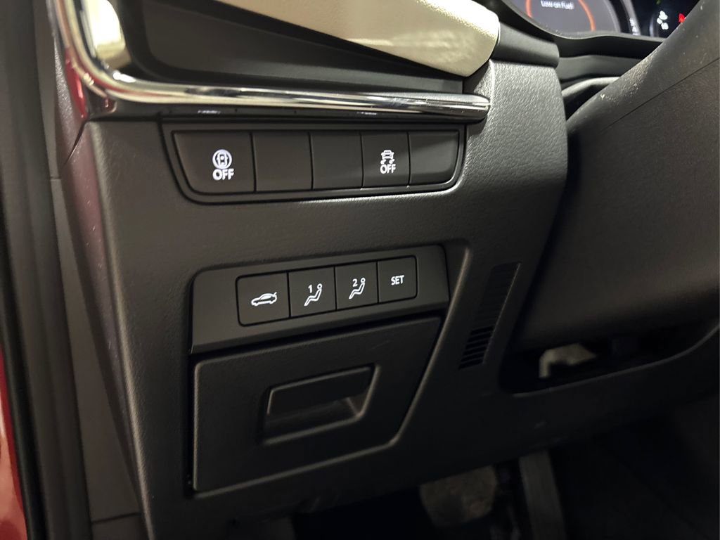 Used 2022 MAZDA MAZDA3 s image 23