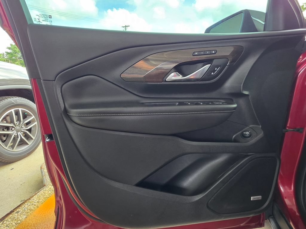 Used 2019 GMC Terrain Denali w/ Driver Alert Package II AWD/4WD image 14