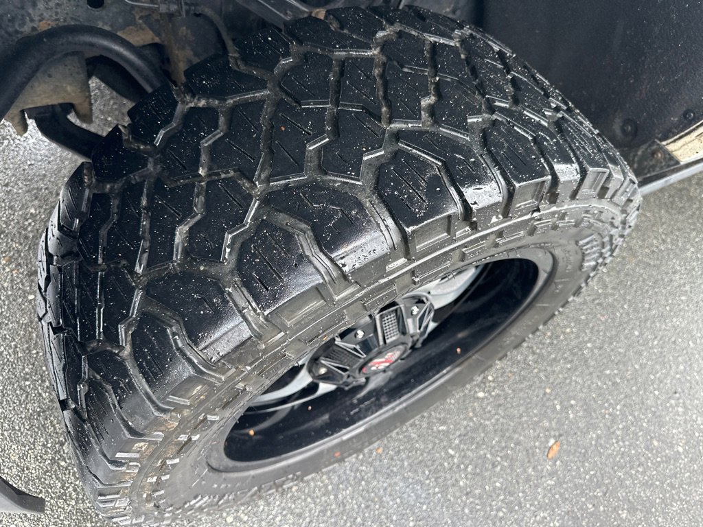 Used 2015 Chevrolet Silverado 2500 High Country w/ Duramax Plus Package image 9