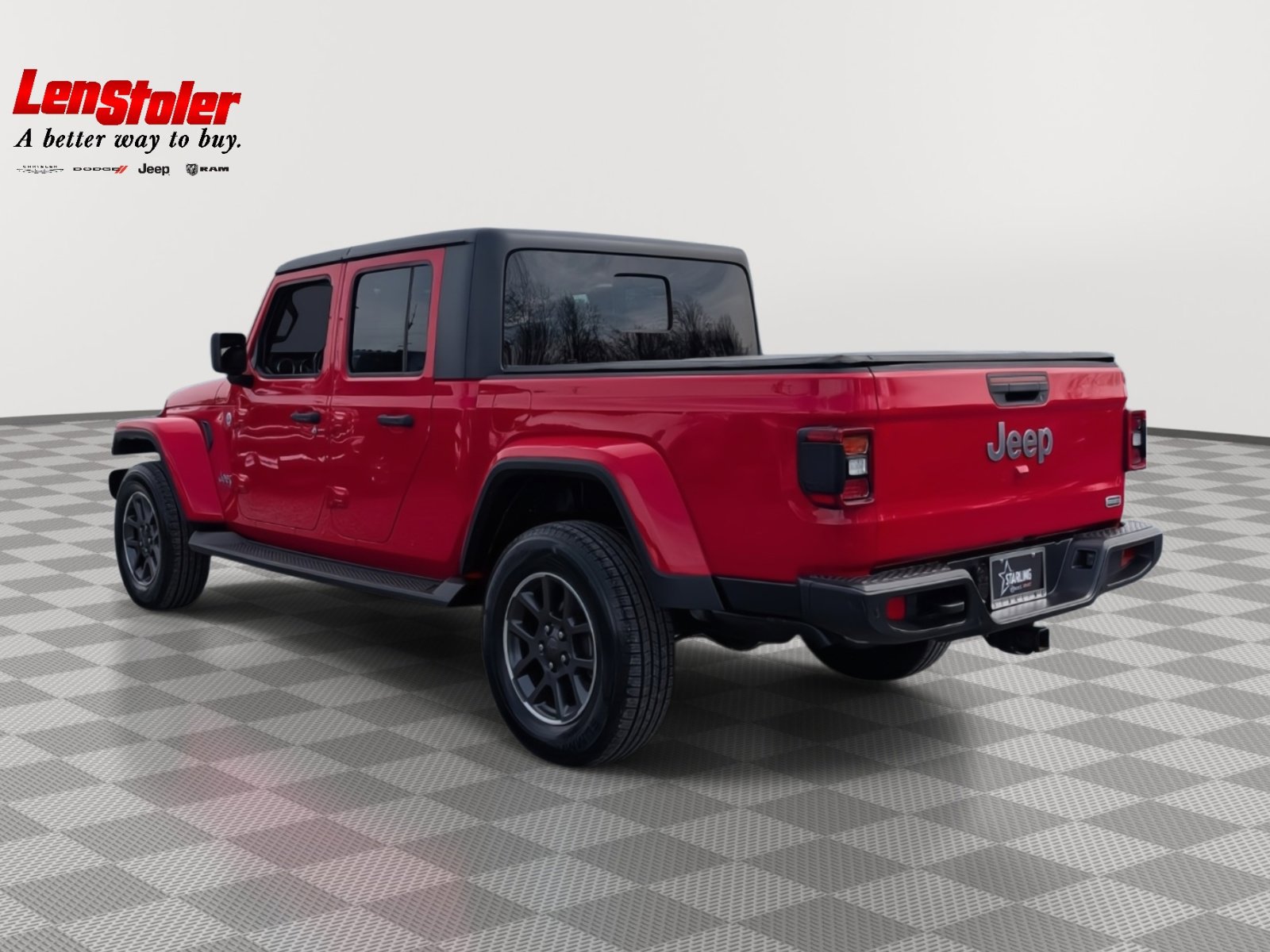 Used 2020 Jeep Gladiator Overland image 3