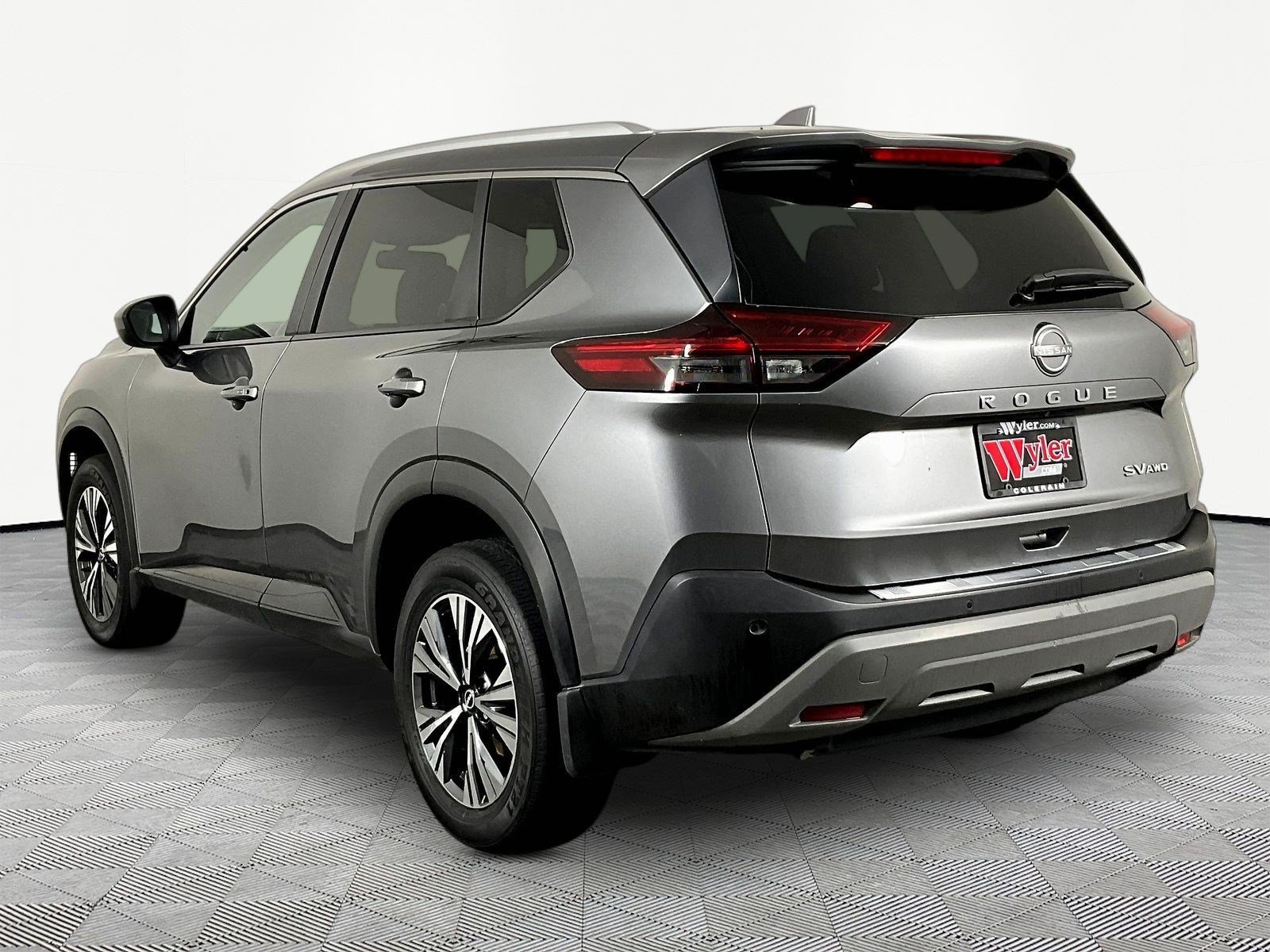 Certified 2023 Nissan Rogue SV w/ SV Premium B Package AWD/4WD image 4