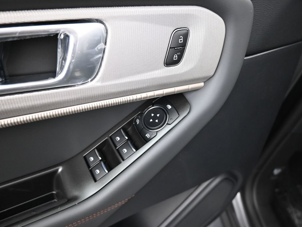 New 2026 Ford Explorer Active image 22