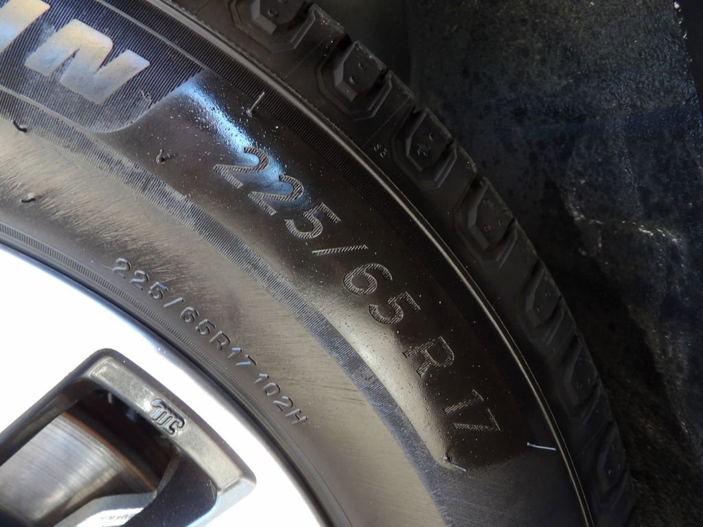 Used 2021 Subaru Outback Premium image 28