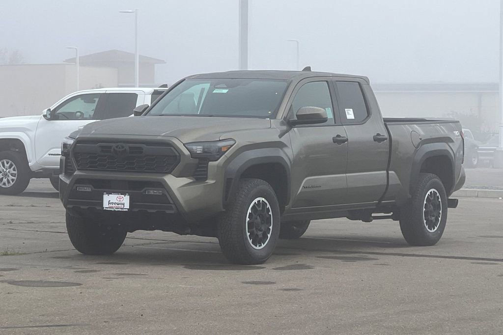 Used 2026 Toyota Tacoma TRD Off-Road AWD/4WD image 8