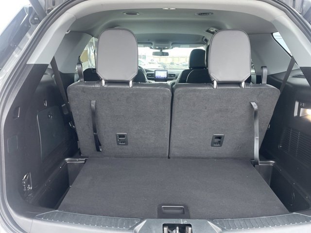 Used 2021 Ford Explorer XLT w/ Equipment Group 202A image 13