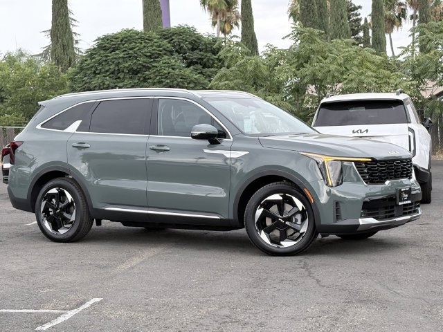 New 2026 Kia Sorento EX w/ EX Premium Package FWD image 3