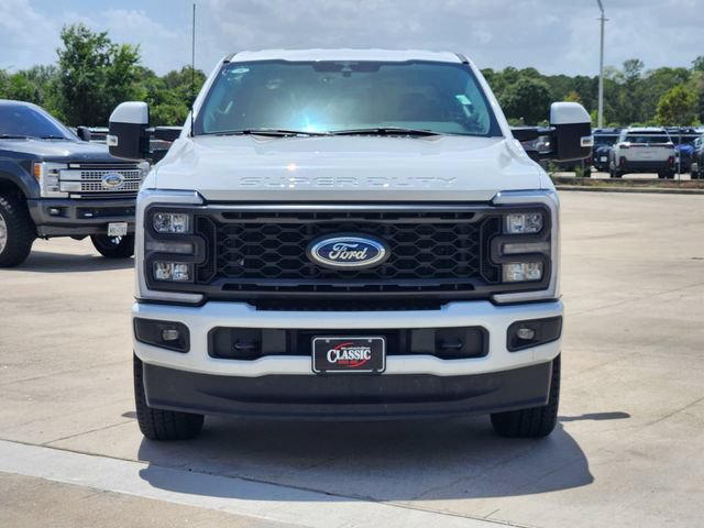 Used 2023 Ford F250 Lariat w/ Sport Appearance Package AWD/4WD image 2
