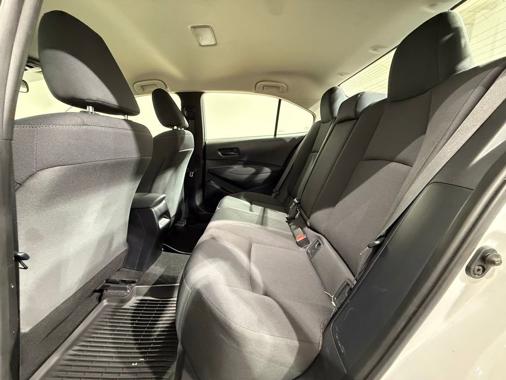 Used 2023 Toyota Corolla LE image 17