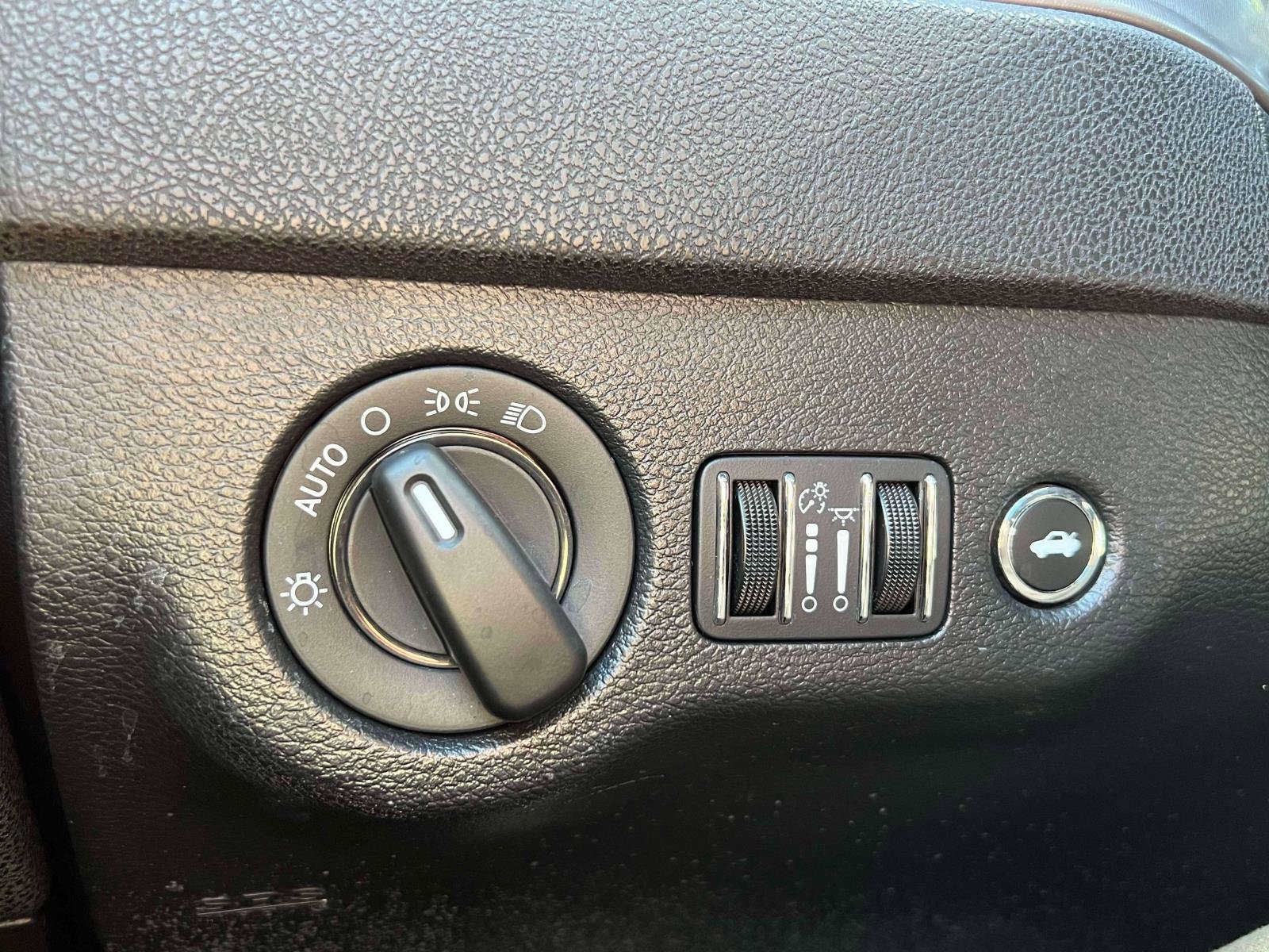 Used 2023 Dodge Charger SXT image 16