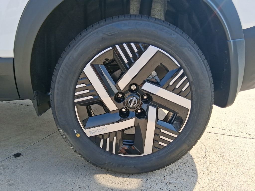 New 2026 Nissan Kicks SV image 26