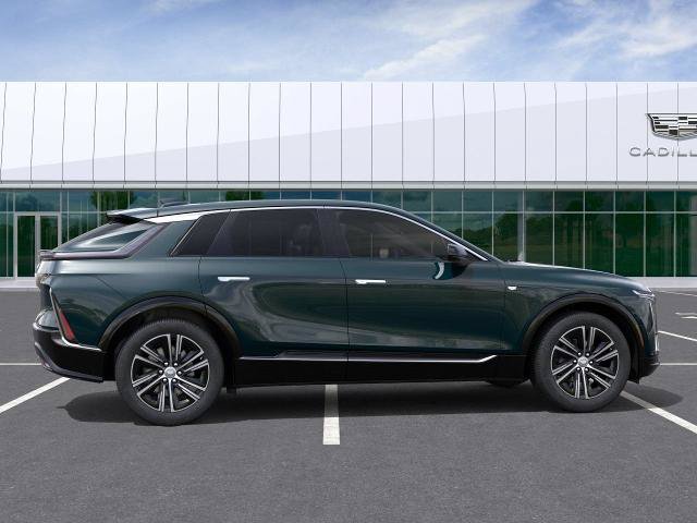 New 2027 Cadillac Lyriq Luxury w/ LPO, Floor Liner Package AWD/4WD image 2