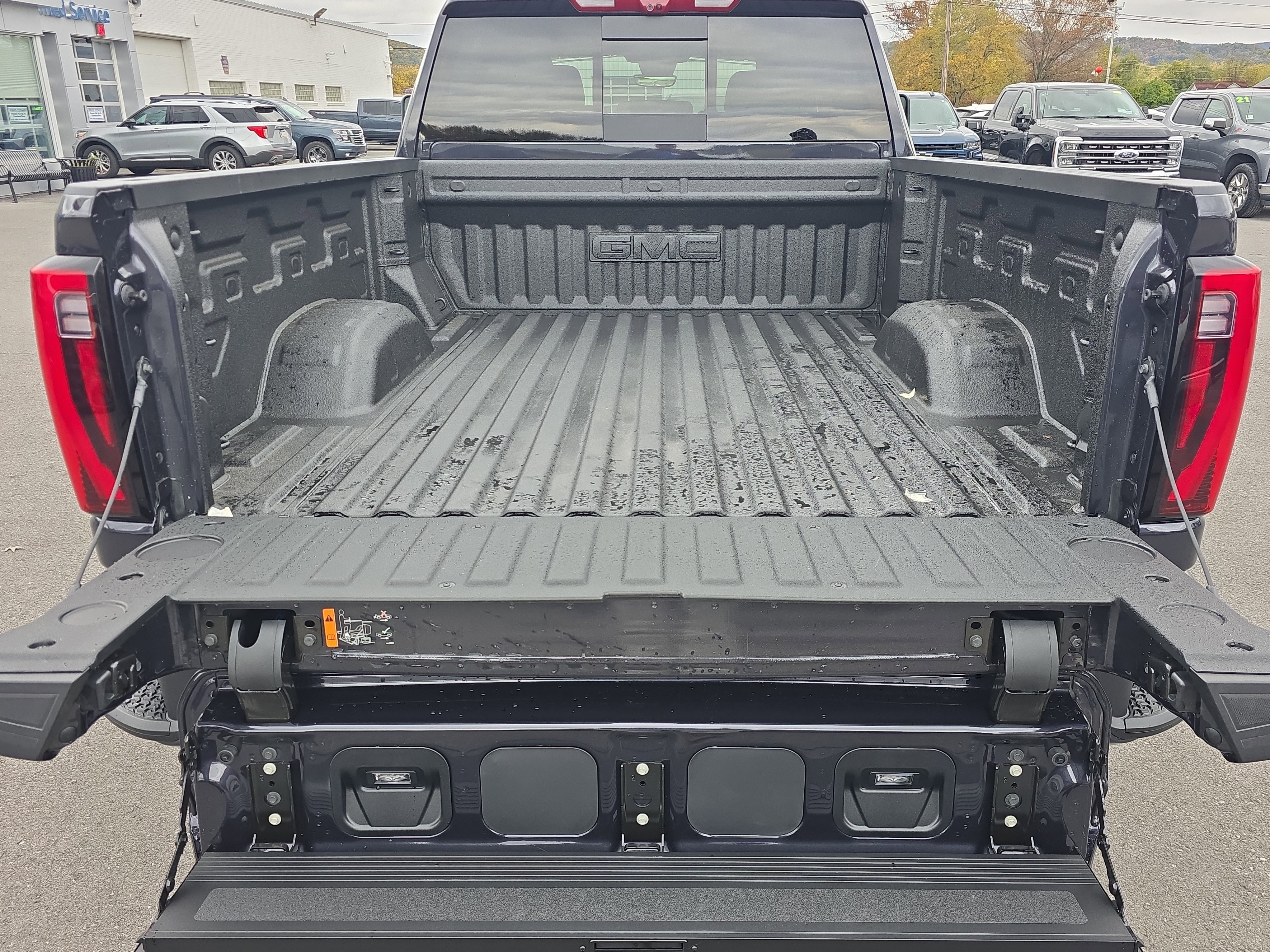 New 2026 GMC Sierra 2500 Denali w/ Denali Reserve Package image 5