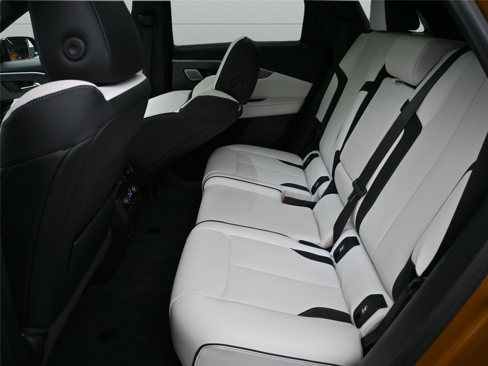 Certified 2024 Acura ZDX Type S image 11