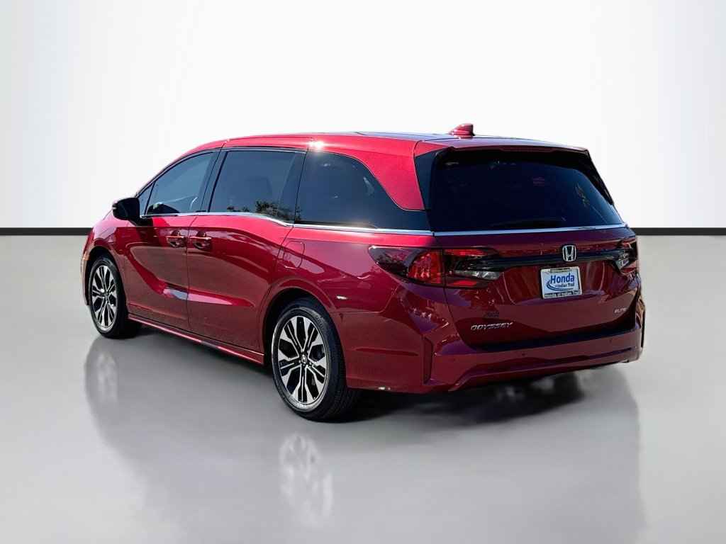 Used 2026 Honda Odyssey Elite image 5
