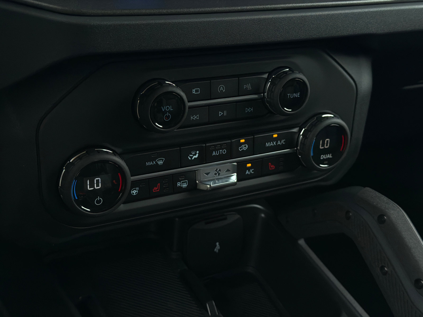 New 2026 Ford Bronco Raptor AWD/4WD image 31