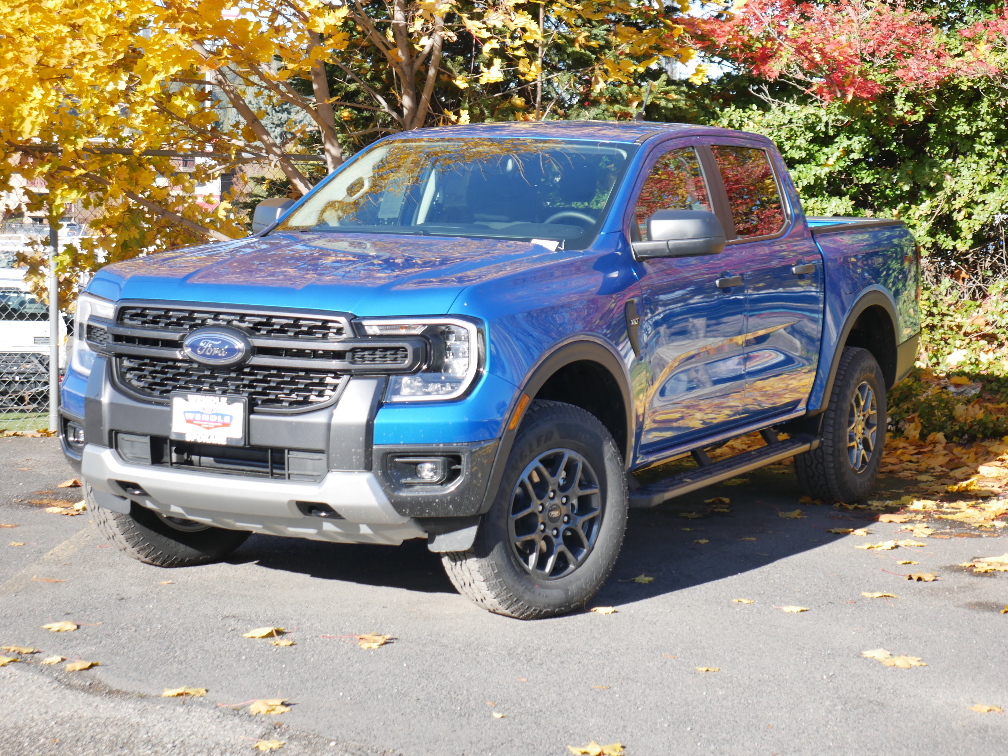 New 2025 Ford Ranger XLT w/ FX4 Off-Road Package image 2