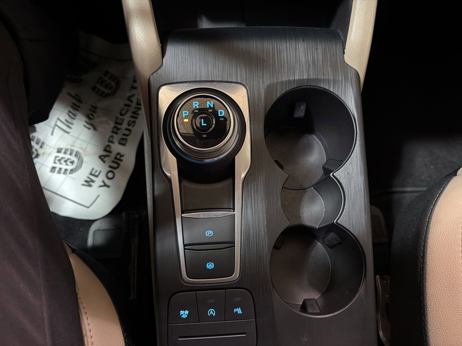 Used 2022 Ford Escape Titanium image 21