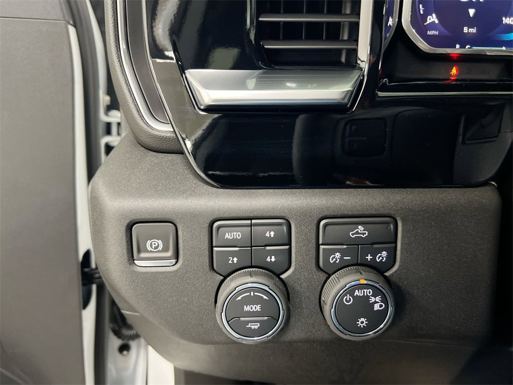 New 2026 Chevrolet Silverado 1500 LT image 18