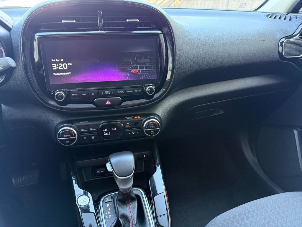 Used 2023 Kia Soul GT-Line image 27