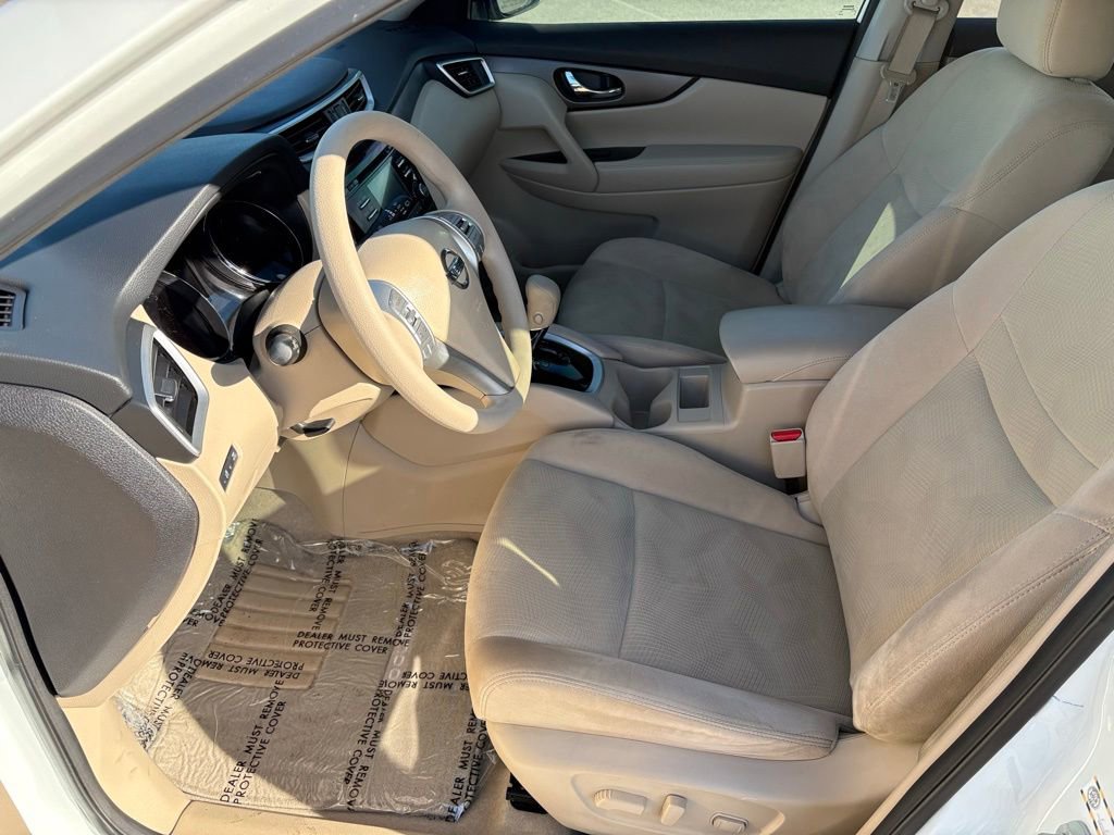 Used 2015 Nissan Rogue SV image 15