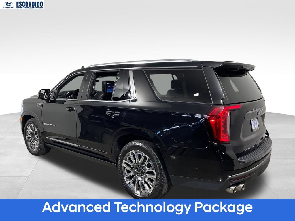 Used 2023 GMC Yukon Denali Ultimate AWD/4WD image 3