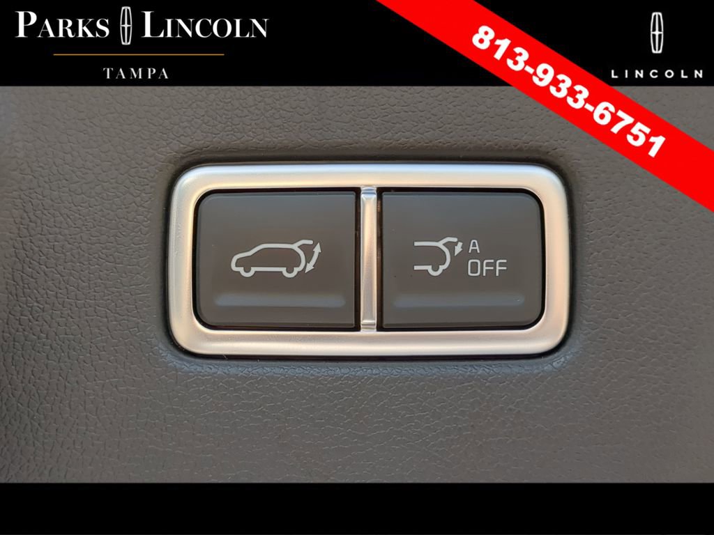 Used 2024 Kia Sorento SX Prestige w/ Olive Brown Leather Package image 9