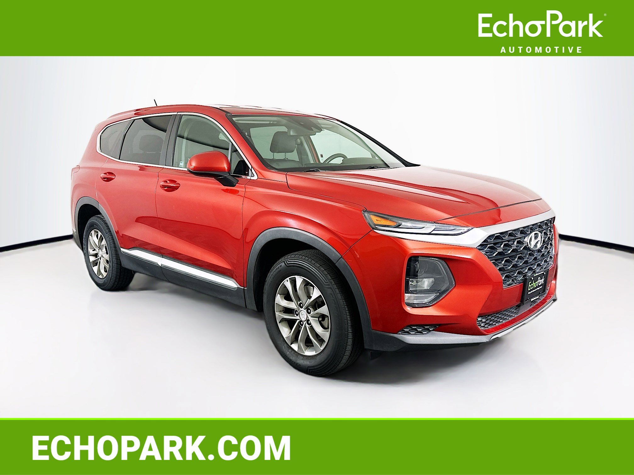Used 2020 Hyundai Santa Fe SE image 1