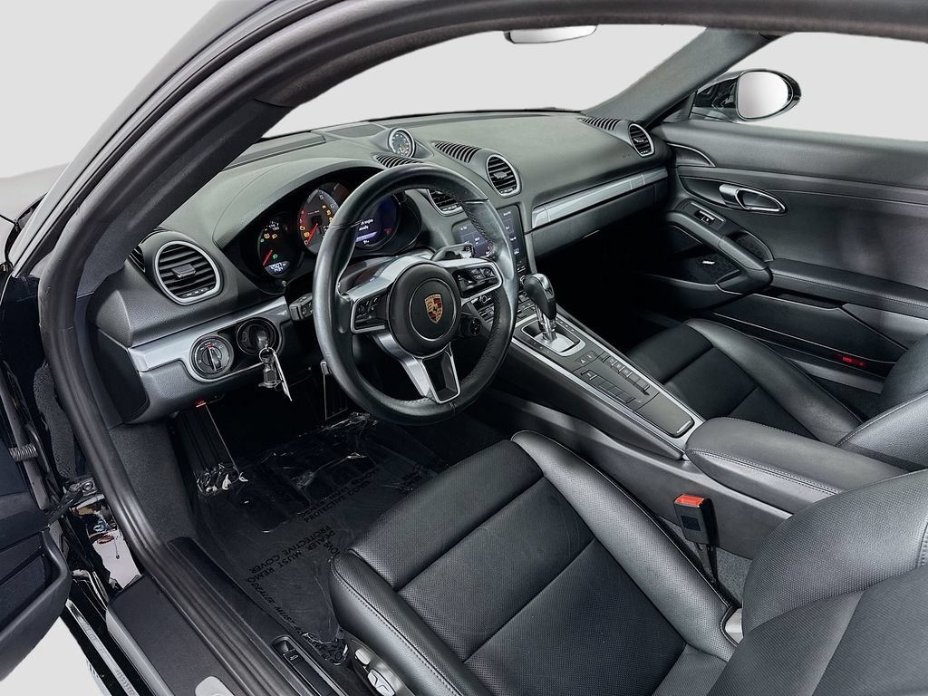 Used 2017 Porsche 718 Cayman S RWD image 4