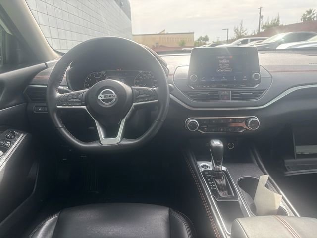 Used 2022 Nissan Altima 2.0 SR FWD image 4