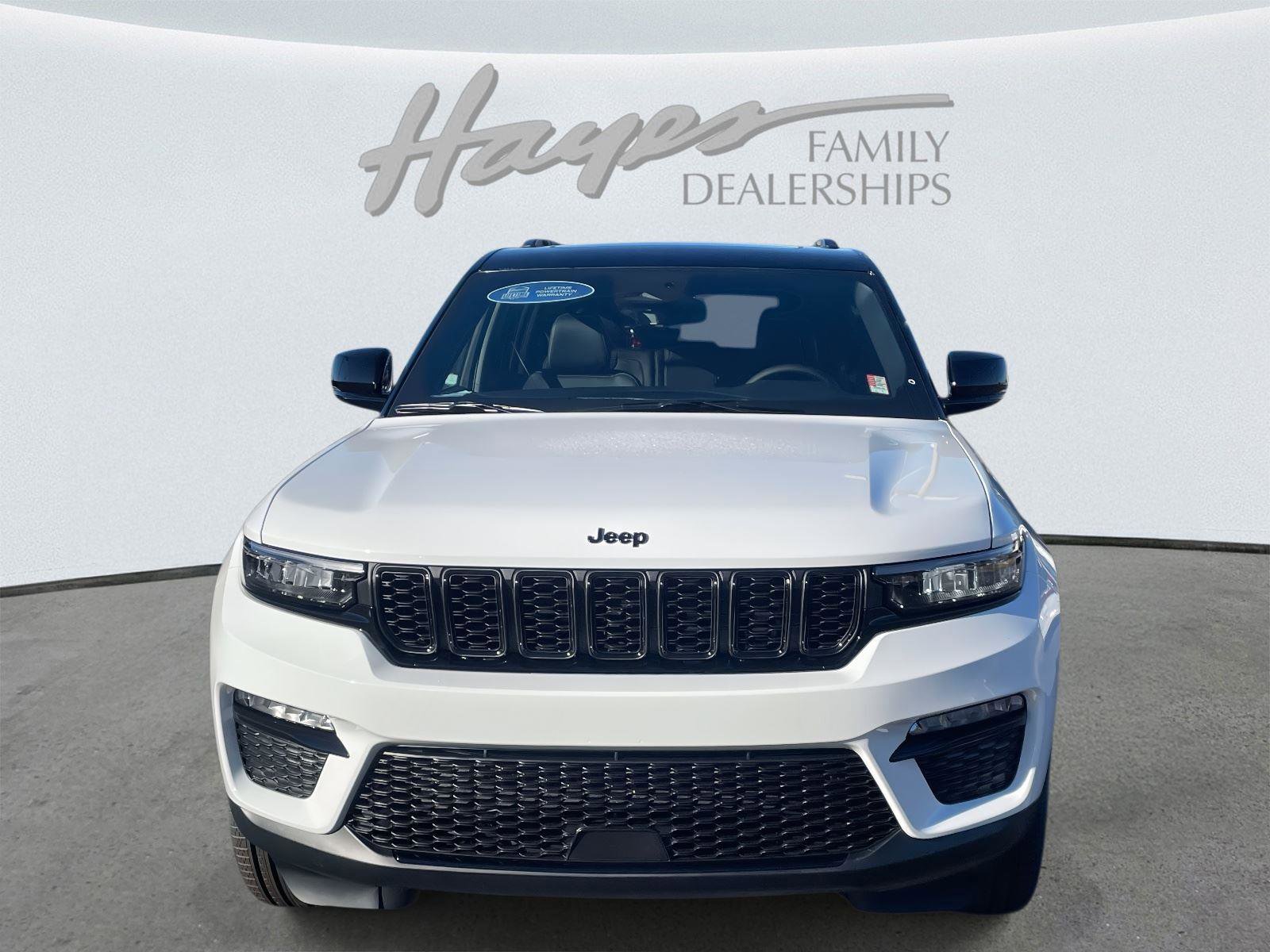 New 2025 Jeep Grand Cherokee Limited image 15