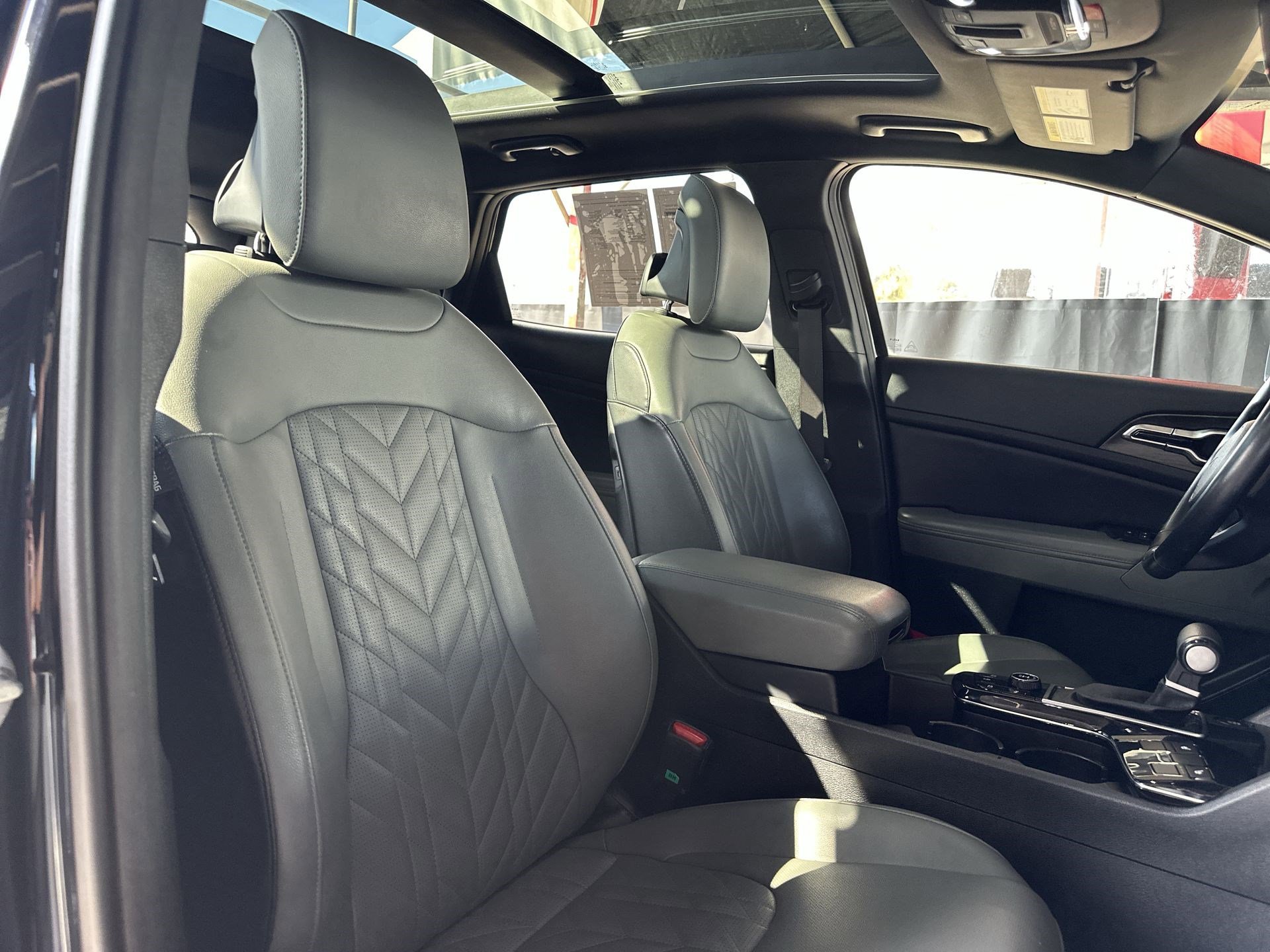 Used 2023 Kia Sportage X-Line w/ X-Line Premium Package image 26