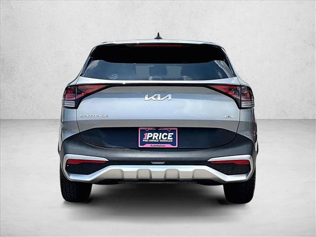 Used 2023 Kia Sportage LX FWD image 4