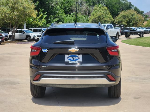Used 2024 Chevrolet Trax LT FWD image 6