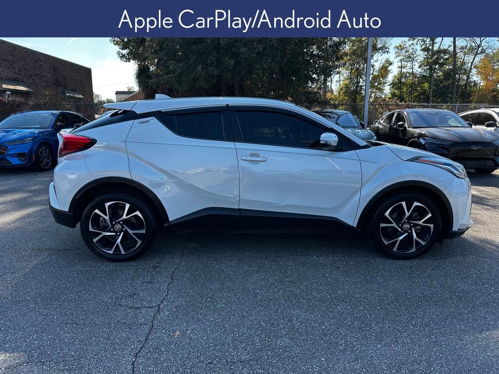 Used 2020 Toyota C-HR XLE image 7