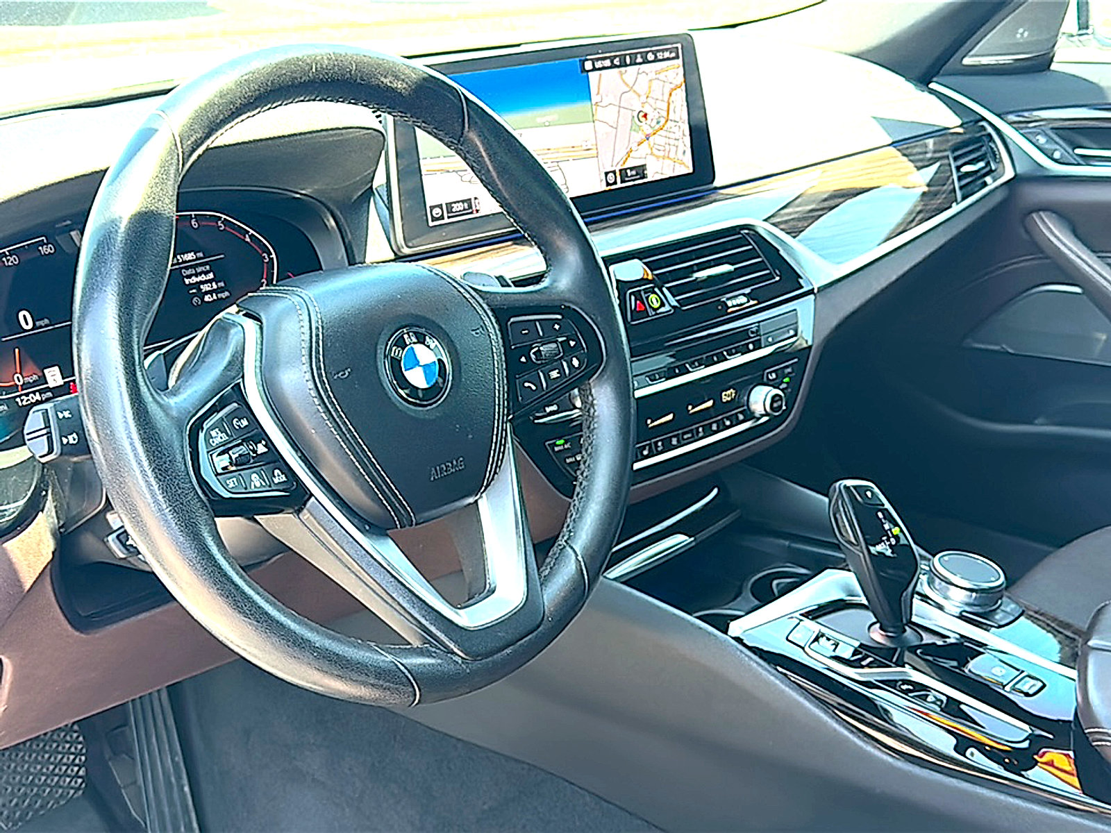 Used 2021 BMW 540i w/ Premium Package RWD image 12