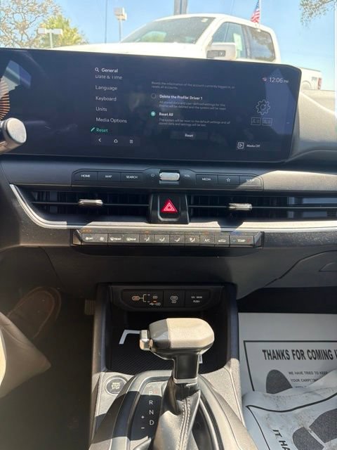 Used 2025 Kia K4 FWD image 8