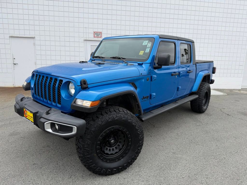 Used 2022 Jeep Gladiator Sport AWD/4WD image 1