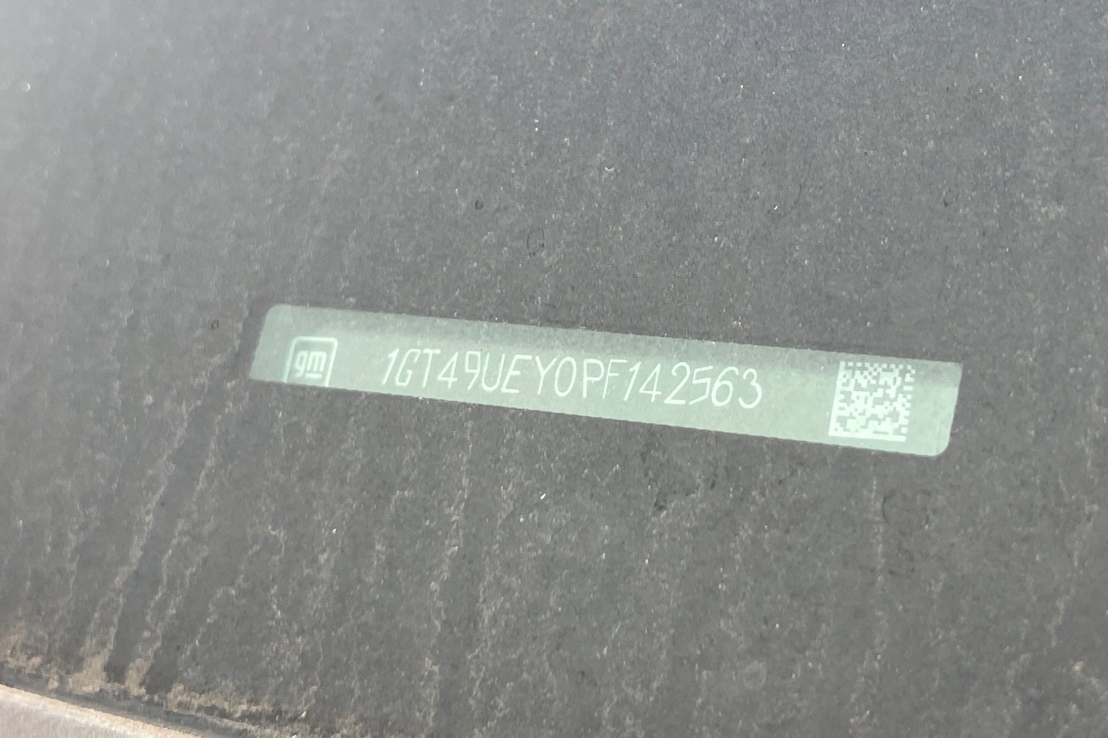 Used 2023 GMC Sierra 3500 SLT w/ SLT Premium Package image 3